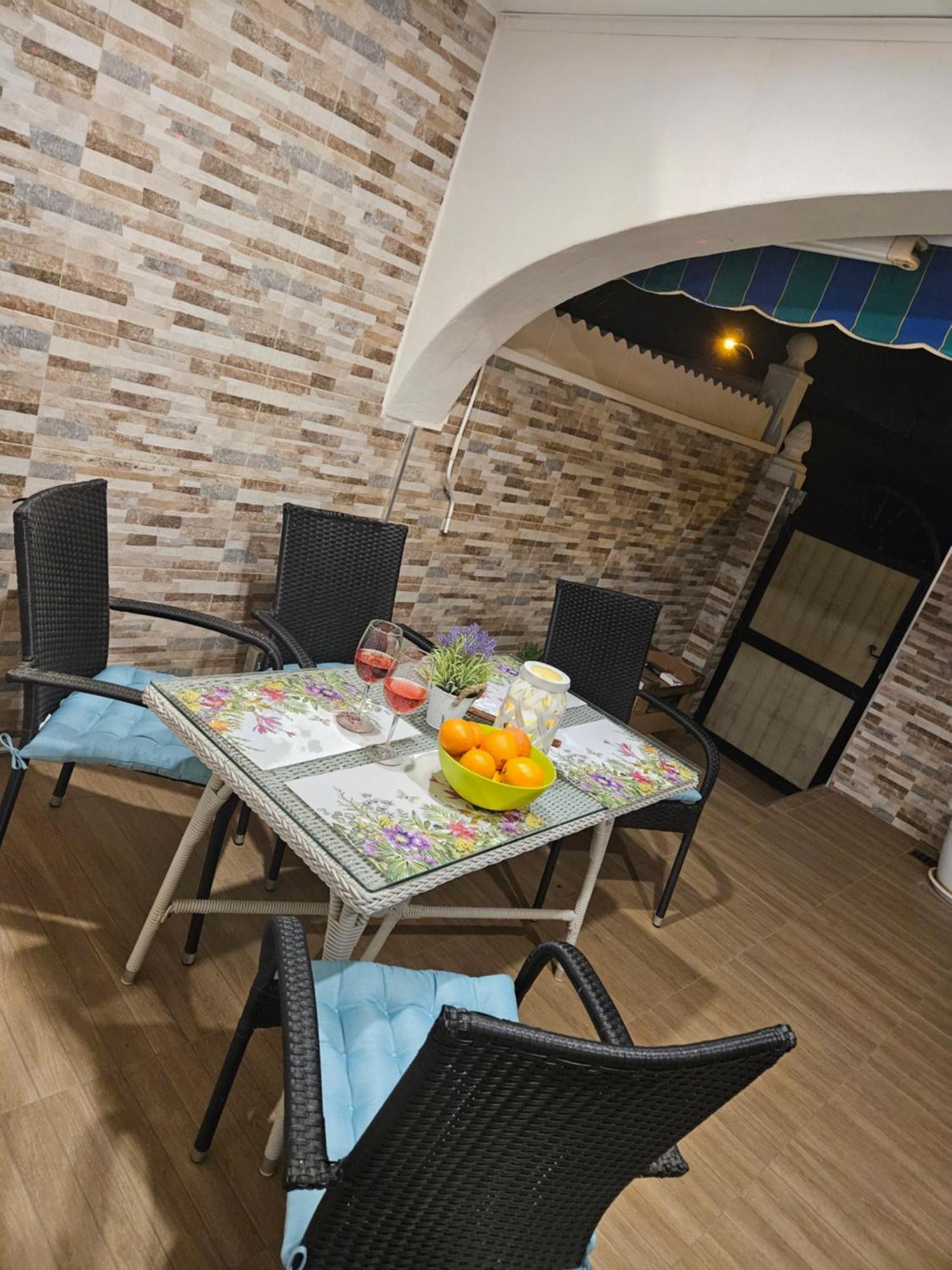 라 마타 House With Roof Terrace 빌라 외부 사진